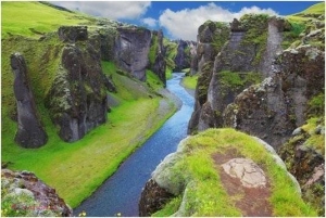 Islanda // Cele mai frumoase călătorii pe care trebuie să le faci într-o viaţă 