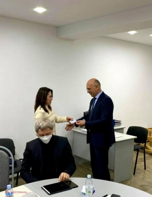 FOTO // Noi MEMBRI în rândul Partidului Democrat. Filip: „Sunt mândru să văd oameni noi în familia noastră”