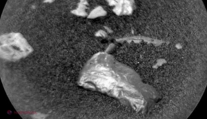 Micul robot Curiosity a făcut o DESCOPERIRE uriaşă în timp ce se plimba pe suprafaţa lui MARTE. „ChemCam, fă zoom pe ciudăţenia aia!”