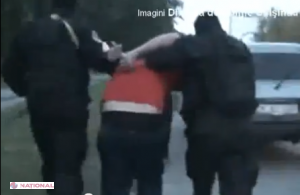 Reținuți de poliție pentru că au răpit și maltratat un bărbat