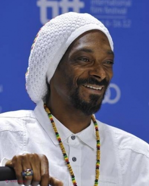 Snoop Dogg: „Am fost un proxenet. Nu le luam banii fetelor, era doar fascinaţia mea