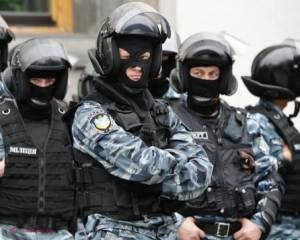 Alertă în Crimeea! Deputații și-au format propriul „Berkut”