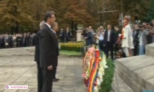 Șefii statului și oficiali străini, cu flori la monumentul lui Ștefan cel Mare