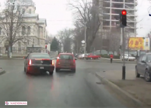 Mașina unui diplomat sfidează Regulamentul Circulației Rutiere