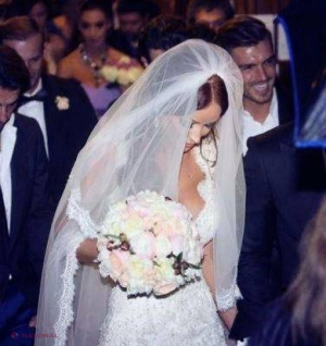 Bianca Drăgușanu s-a căsătorit! Şi-a distrus rochia de peste 9 000 de euro! 