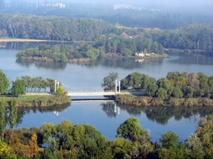 Parcul „La Izvor” are un nou sistem de ILIMINARE după o pauză de 25 de ani