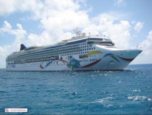O navă de croazieră cu 3 675 de persoane la bord A EŞUAT pe un recif