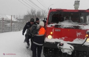 Două femei au NĂSCUT acasă, asistate prin telefon!