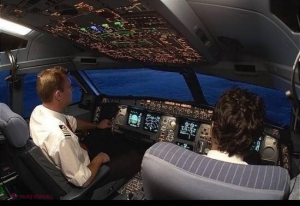 Ce a văzut PILOTUL unui avion când s-a uitat pe geam. „Am ÎNCREMENIT