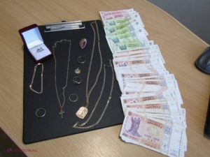 FOTO // LOVITURĂ de jumătate de MILION de lei la Florești: Trei hoți au curătaț o casă de bani și bijuterii și și-au cumpărat un „BMW”