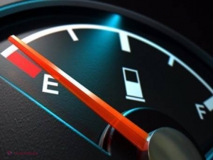 Detaliul din bordul maşinii care îţi uşurează viaţa. 99% dintre noi habar nu avem că e acolo