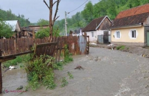 Potop la malul mării: Morți, case inundate şi drumuri afectate, în urma ploilor căzute în ultimele 12 ore în România și Bulgaria