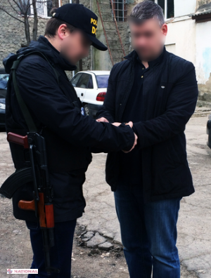 S-a apucat de șantaj fiind încă în pușcărie
