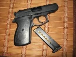 Posesorii de arme din R. Moldova mai au la dispoziție patru zile!