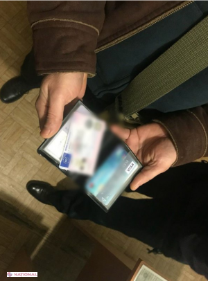 Un pasager AGITAT în autocarul de pe ruta „Chișinău-Franța”: Ce au găsit oamenii legii în portmoneul acestuia
