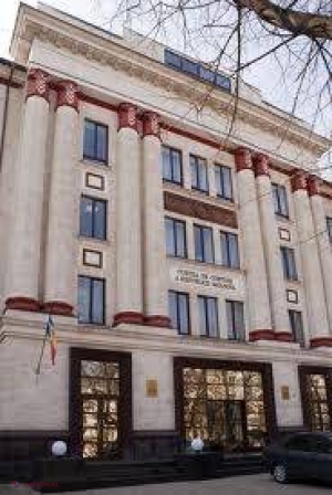 INFOGRAFIC // Instituțiile publice din R. Moldova au comis ILEGALITĂȚI de 7,7 miliarde de lei în ultimii doi ani