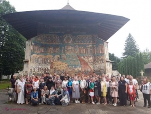 Elevi și profesori din Comrat, excursie în România