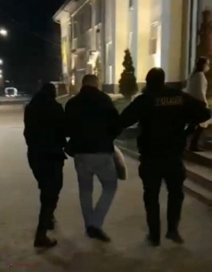 Tâlhărie ca în anii '90. Doi inși au pătruns prin efracție în casa unui consătean, după care l-au bătut și sustras 4 000 de lei. Mai mult, aceștia au șantajat victima să le mai transmită 5 000 de lei