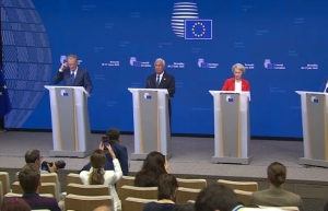 Reuniune importantă la Bruxelles: liderii UE dezbat propunerea comercială a SUA și decid să prelungească sancțiunile împotriva Rusiei
