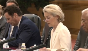 Von der Leyen declară că relațiile UE-China au ajuns la un punct critic după un summit tensionat la Beijing