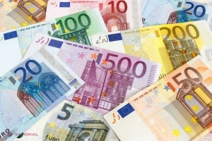 PROGNOZE // „Salariul mediu pe economie a depășit 300 de euro pe lună și va continua să crească”