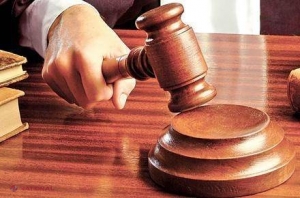 Un judecător din capitală a fost DEMIS și AMENDAT