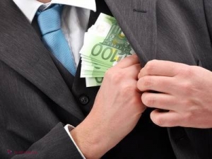 S-a dat drept ofiţer al CNA şi cerea mită