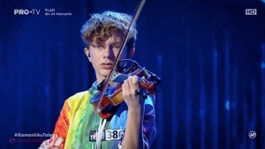 VIDEO // Violonistul din R. Moldova care a ridicat sala de la „Românii au talent” în picioare, deși are numai 13 ani: Este fiul unui lăutar celebru de la Chișinău