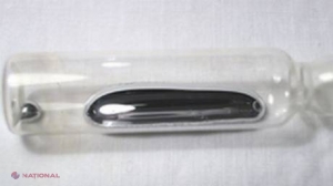 Reţinuţi pentru contrabandă cu 20 de kilograme de mercur