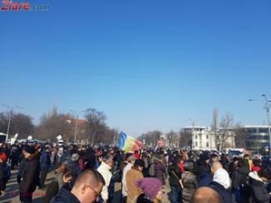 România solidară: O grădiniţă îi invită pe „părinţii protestatari” să îşi lase copiii, chiar şi peste noapte