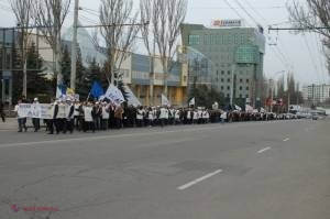Chişinău // Marş al femeilor în ziua de 8 martie