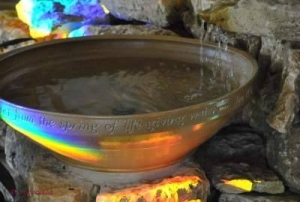 SECRETE bine ascunse. Locul din România unde se află APA SFÂNTĂ!