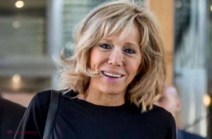 FOTO // Brigitte Macron s-a întâlnit cu Bono. Ținuta ei a dezamăgit din nou!