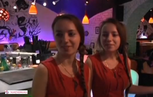 Un restaurant din Moscova are angajați doar frați gemeni