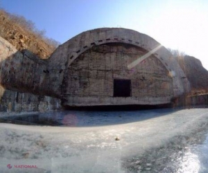 Un ADĂPOST SOVIETIC uriaş pentru SUBMARINE a fost DESCOPERIT de un fotograf curajos. IMAGINI SPECTACULOASE 