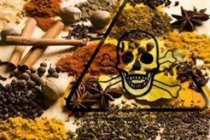 ATENŢIE // Alimente extrem de PERICULOASE ce trebuie să le evitaţi cu orice preţ