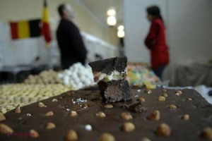 STUDIU: La ce AJUTĂ sau ÎNCURCĂ puţină ciocolată neagră