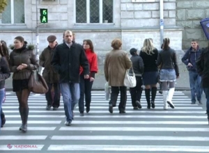 O treime din moldoveni se consideră cei mai FRUMOȘI