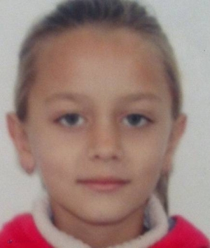 DISPARIŢIE la Drochia // A mers cu uratul şi NU s-a mai întors. Părinţii caută cu DISPERARE o fetiţă de şapte ani