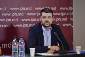 Se cere eliminarea amenzilor pentru românii care vizitează R. Moldova: propunerea de modificare a taxei de drum, susținută de primarul din Leova