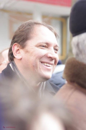 Un exponent PL din anturajul lui Ghimpu și Chirtoacă e PRO ÎNVESTIREA Guvernului Leancă