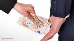 Încă un polițist cercetat pentru corupere pasivă