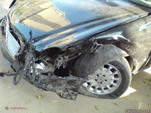 Au ACCIDENTAT şi au FUGIT de la faţa locului. Poliţia le-a venit de hac