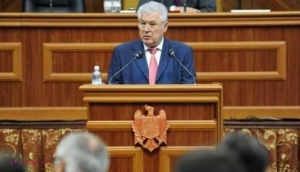 Voronin a trimis în IAD coaliția de guvernare