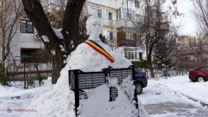 Un pensionar din Galați a sculptat în ZĂPADĂ bustul lui Mihai Eminescu