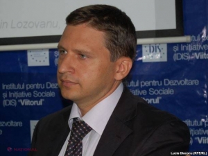 EXPERT // Negocieri cu FMI NU vor fi în octombrie: „ Cred că autoritățile de la Chișinău nu-și doresc nici acum foarte mult semnarea unui acord cu FMI”