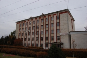 Polițistul din Chișinău prins cu droguri, condamnat la 13 ani de închisoare