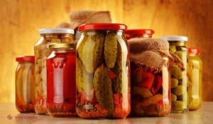 De ce este bine să mănânci murături în această perioadă