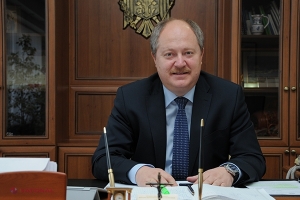 Consiliul Concurenței acuză Președinția că ar face „PRESIUNI” asupra instituției, după ce a fost depus un DENUNȚ la Procuratura Generală în privința înțelegerilor de cartel pe piața carburanților