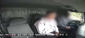 Nu au trecut examenul și au vrut să „rezolve” problema „altfel”, dar au fost DENUNȚAȚI